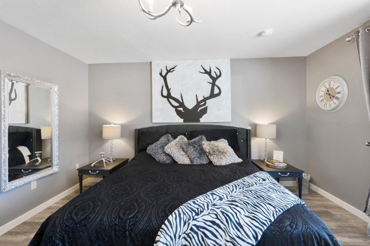 Timber House Lodge Chester Bagian luar foto