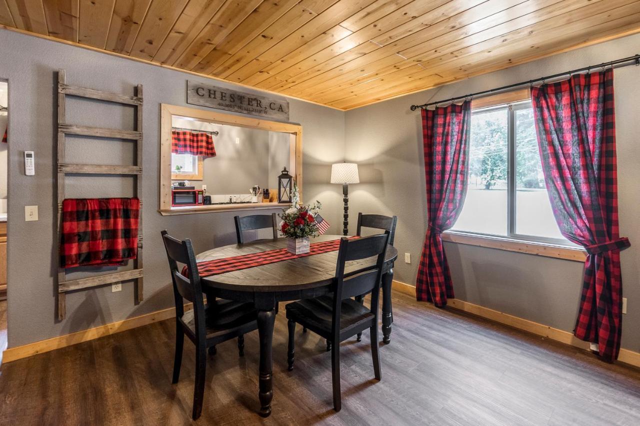 Timber House Lodge Chester Bagian luar foto